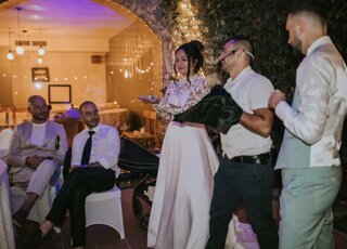 gioco di mentalismo e intrattenimento tra gli sposi al matrimonio