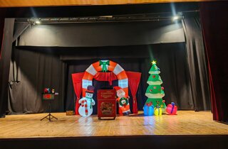 Spettacolo di Natale, Mago Taz a Borgio verezzi Teatro Gassmann