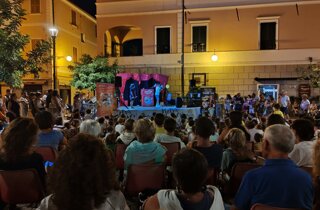 mago-taz-animazione-evento-pietra-forever-2025.jpeg mago-taz-animazione-evento-pietra-forever-2025.jpeg