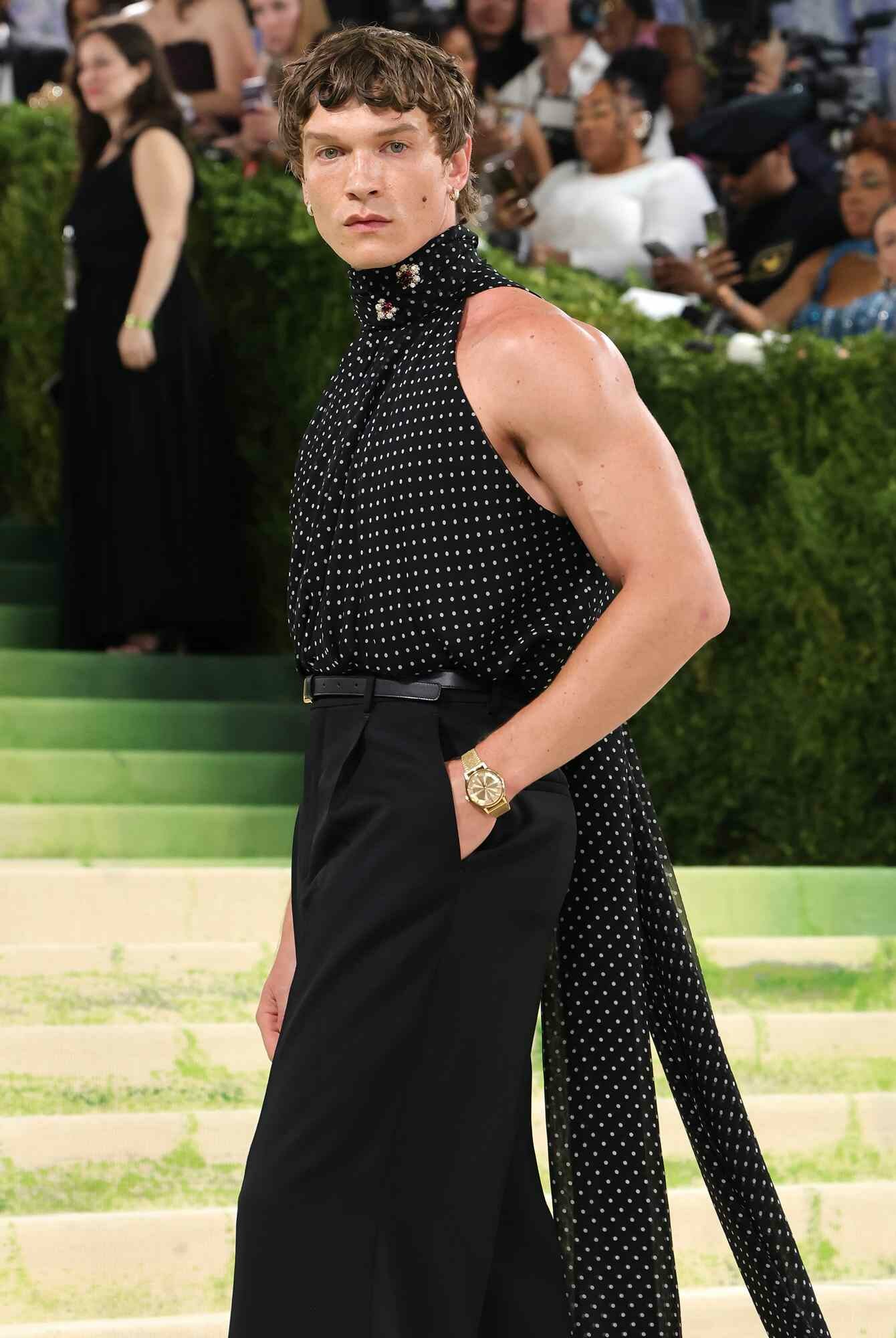 connor-storrie-met-gala-1-050426-563adeafb5d44bba841b116c1ef45a1f.jpeg connor-storrie-met-gala-1-050426-563adeafb5d44bba841b116c1ef45a1f.jpeg