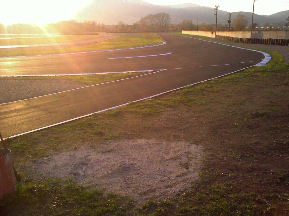 25112011288.jpeg 25112011288.jpeg