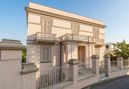 villa areneo1.jpeg