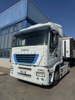 trattore-stradale-marca-iveco-magirus-anno-2004
