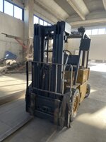 carrello-elevatore-marca-cat-usato
