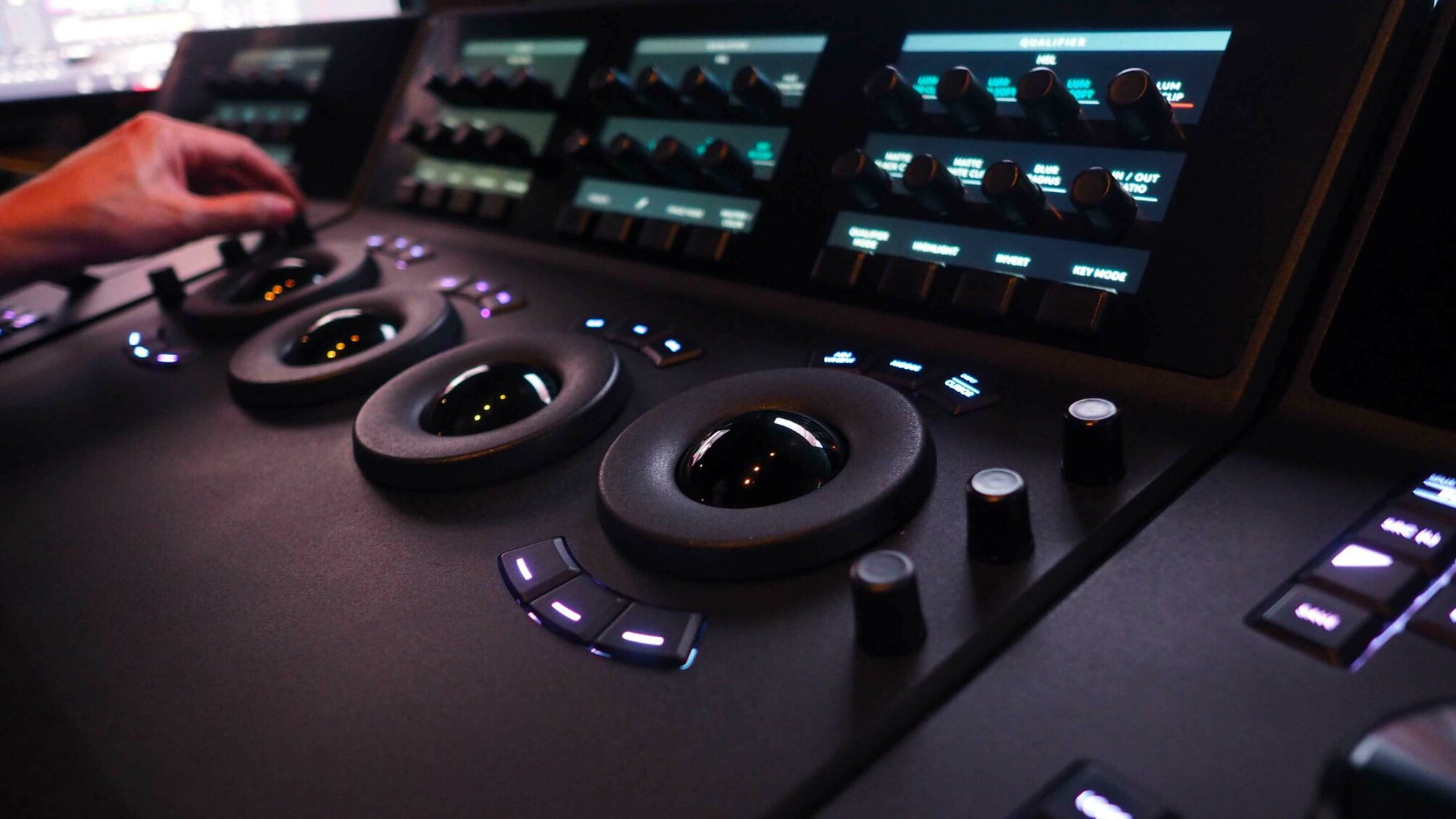 telecine-controller-machine-for-edit-color-on-digi-2023-05-16-05-20-12-utc.jpeg