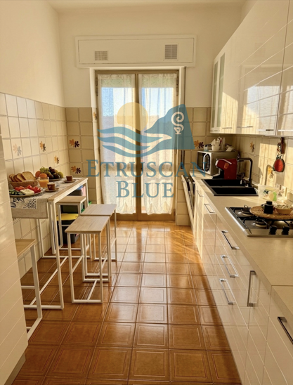 appartamento-vista-mare-piombino_cucina_1 appartamento-vista-mare-piombino_cucina_1
