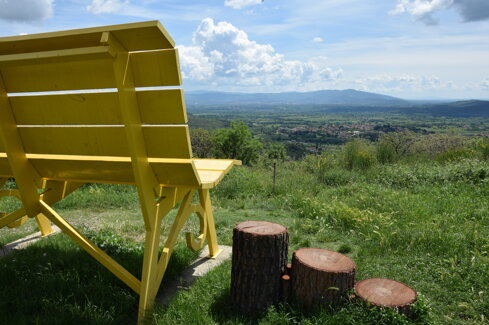 big bench 111 castiglion fibocchi .jpeg
