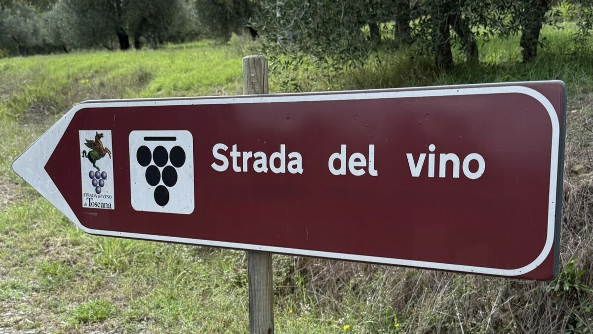 strada-del-vino-cartello.jpeg