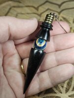 pendule-ebene-du-gabon-avec-cur-en-lamelle-teinte