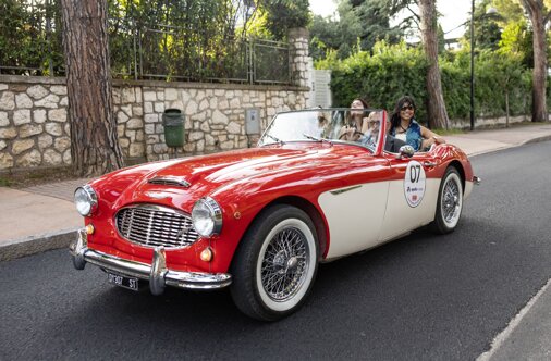 Innocenti Mini cooper 1000 del 1967 - classic gt noleggio matrimonio eventi turismo guida vintage brescia mantova verona lago di garda iseo