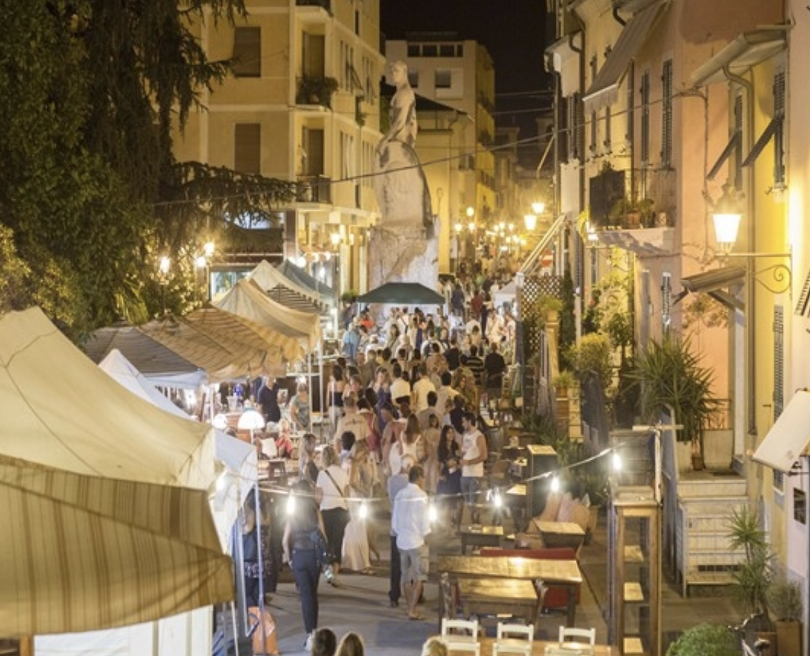 Agosto a Sarzana: il mese dell&rsquo;antiquariato e delle emozioni senza tempo