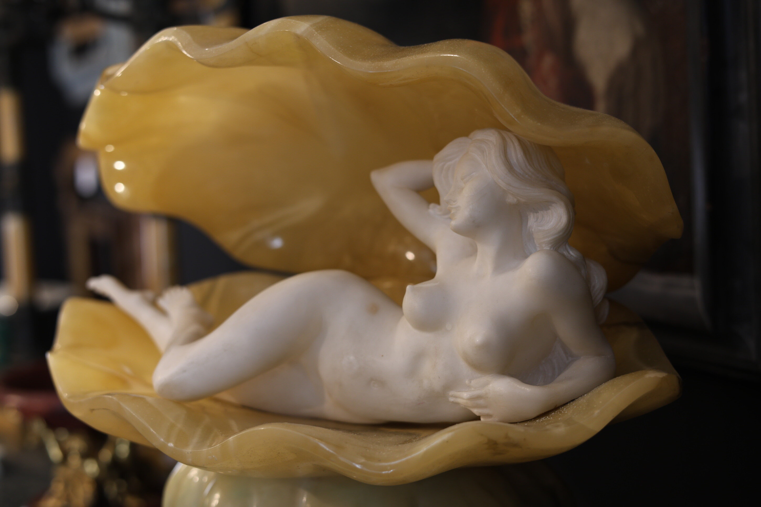 Falsi d'antiquariato, come riconoscerli. Piccola guida per chi ama le storie vere.