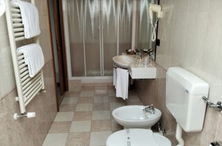 img20250710120319.jpeg img20250710120319.jpeg