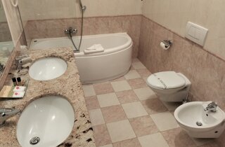 img20250702120037.jpeg img20250702120037.jpeg