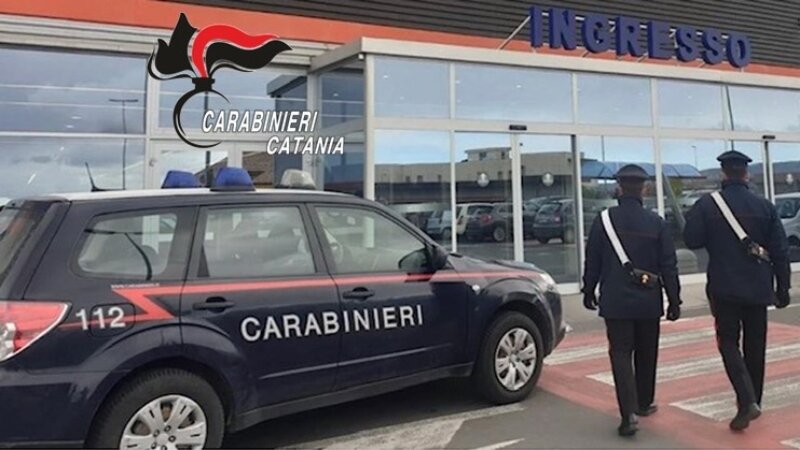 Ladra al supermercato con la passione per il tonno