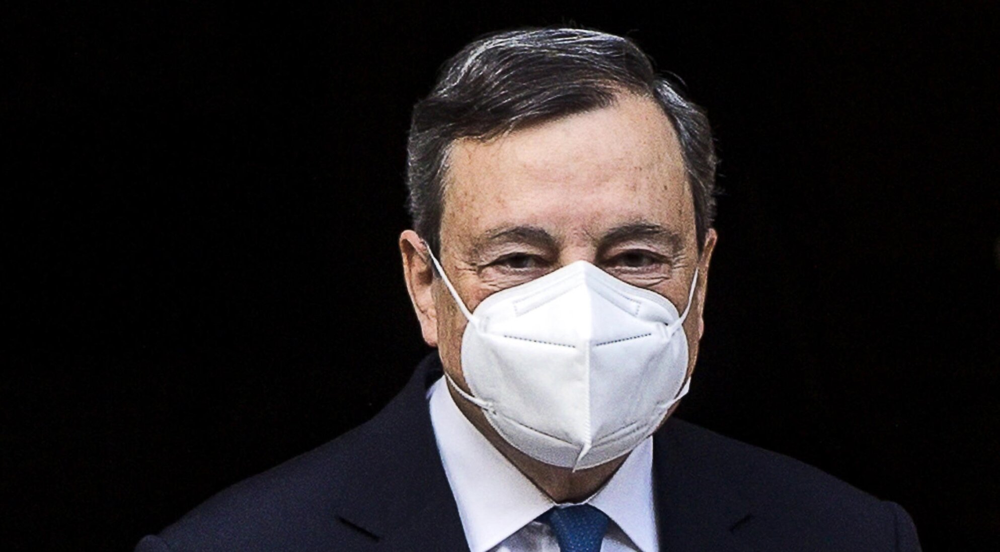 Draghi: "Terza dose e obbligo vaccinale"