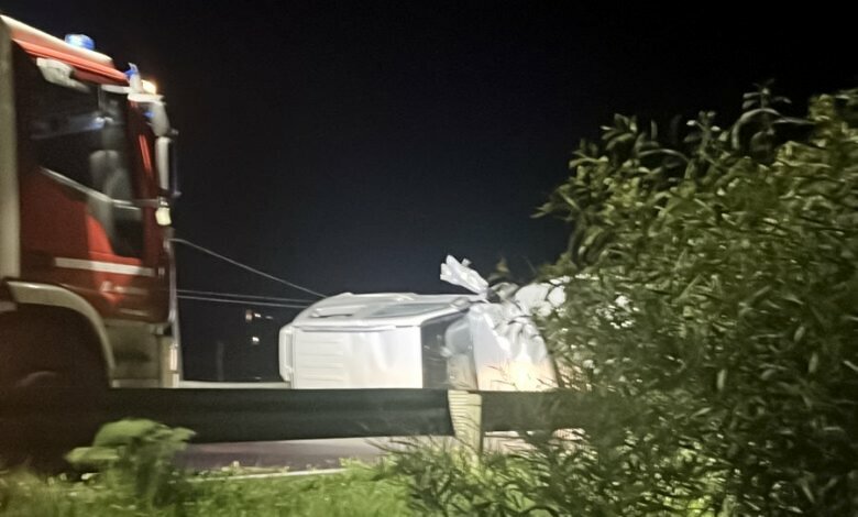 Scontro camion-suv: un morto e due feriti