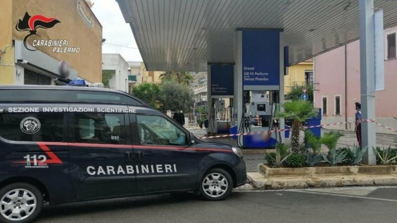 Sparatoria al camping: feriti padre e figlio