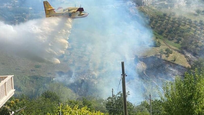 Giornata di incendi in Sicilia