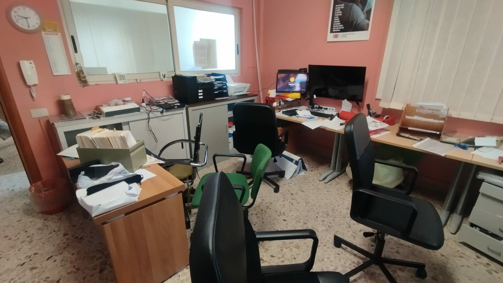 Saccheggiata l'associazione dei donatori di sangue