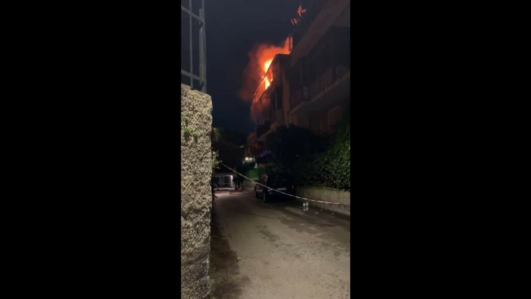 Viale Vasta, ancora fiamme