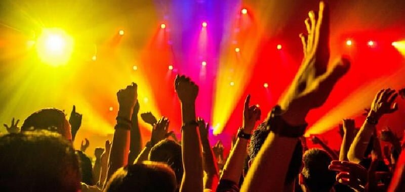 Catania, circolo privato trasformato in discoteca