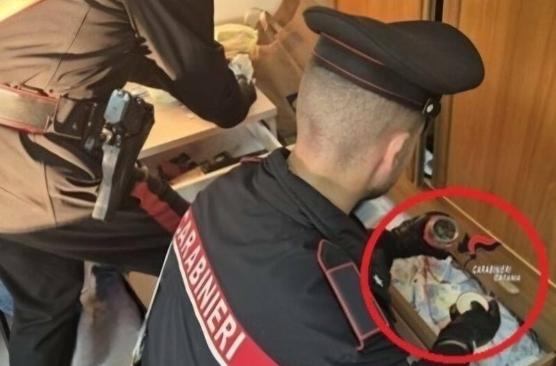 Marijuana e cocaina nella casa di campagna