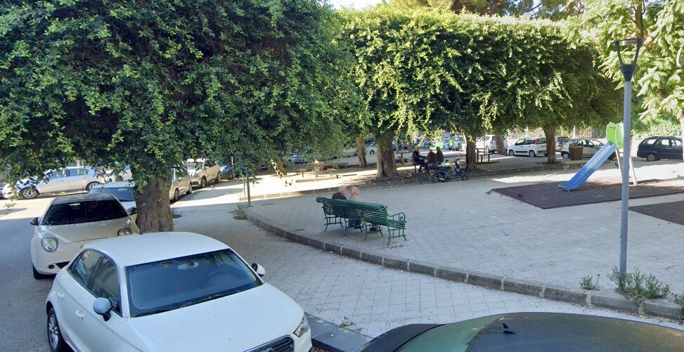 Tre colpi di pistola: gambizzato a Messina
