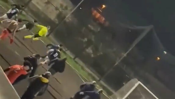 Partita di 'calci' nel Catanese: arbitro aggredito