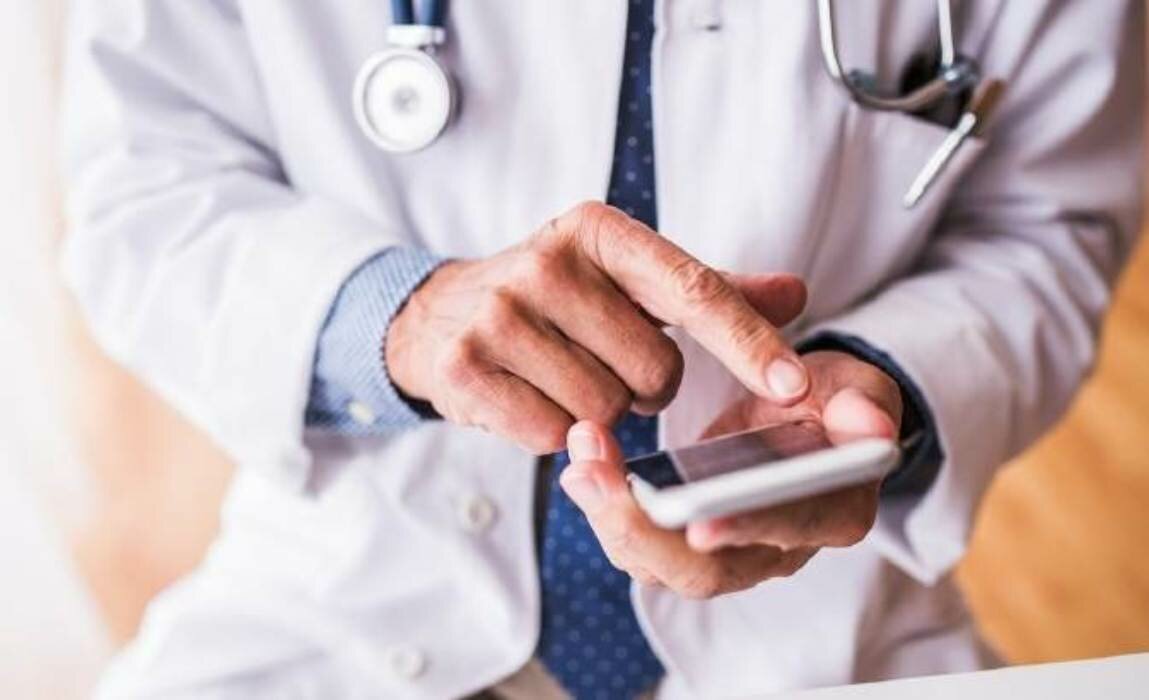 Sospeso medico dell'Asp di Catania: è uno stalker Sospeso medico dell'Asp di Catania: è uno stalker