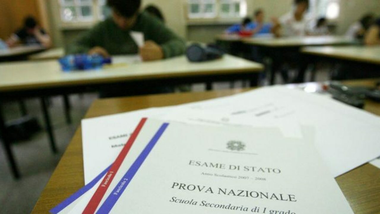 Esami maturit&agrave; ripetuti, indagata professoressa