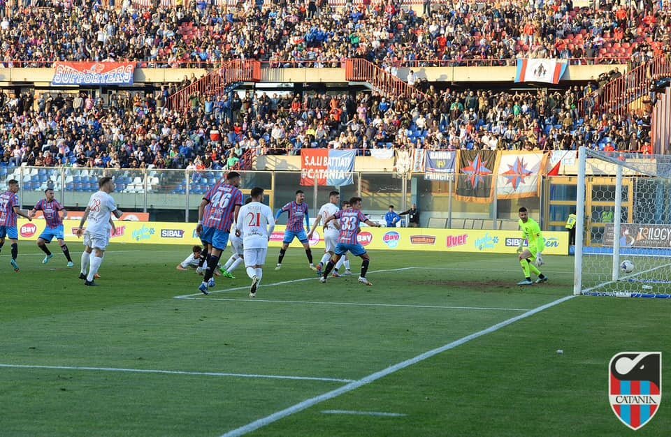 Off o out? Il Catania agguanta i 'play' giusti