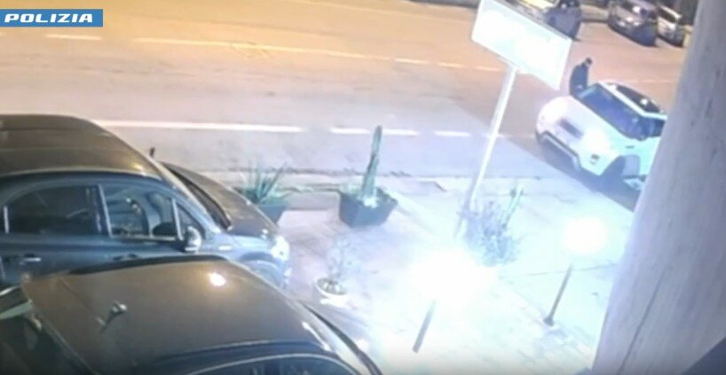 Decine di auto rubate: fermata la banda che fatturava milioni Decine di auto rubate: fermata la banda che fatturava milioni