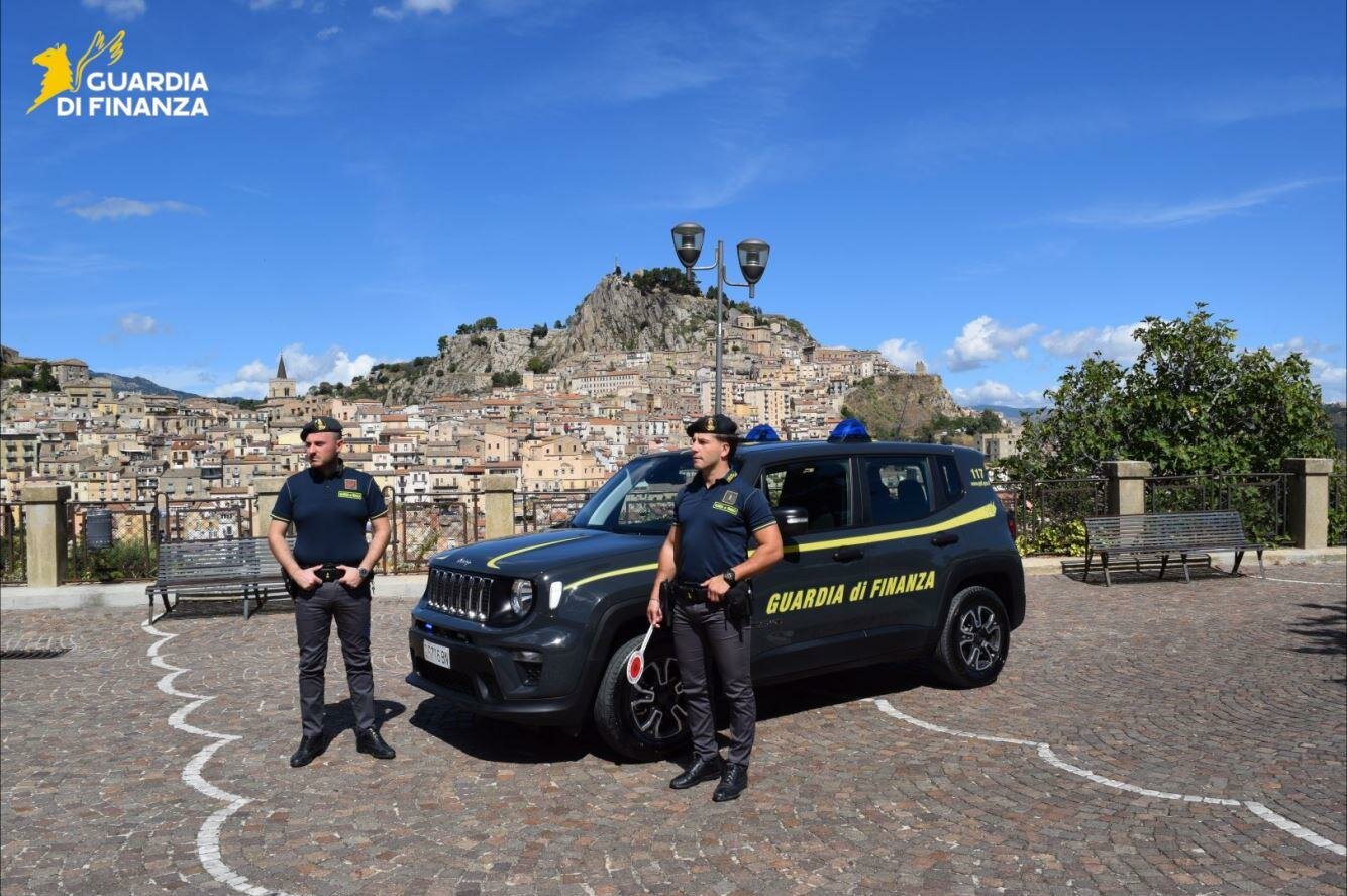 Truffa sui sussidi, scovati 62 imbroglioni Truffa sui sussidi, scovati 62 imbroglioni