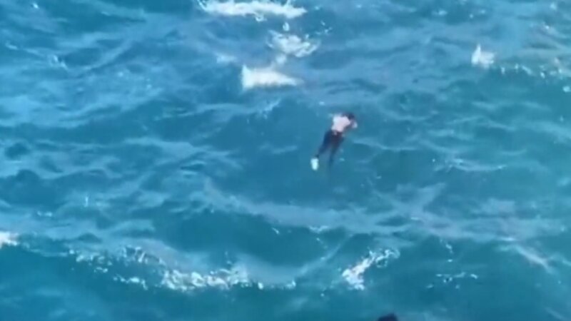 Lampedusa, recuperato cadavere di donna