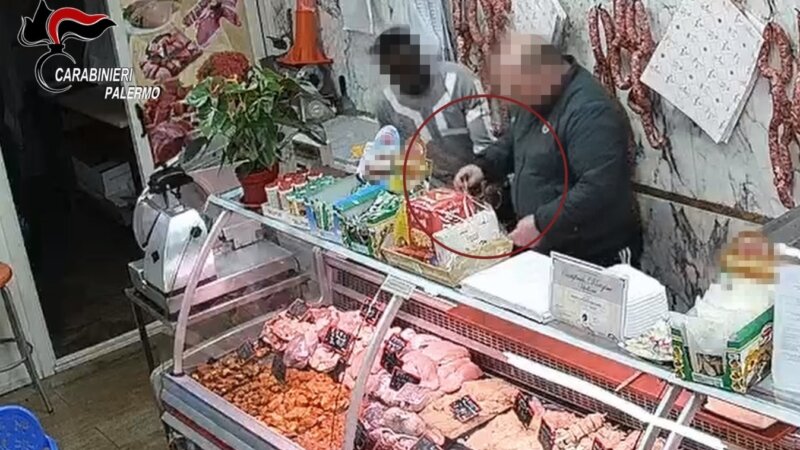 Palermo: in una macelleria la base dello spaccio