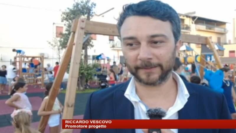 Balestrate, al parco giochi il cellulare è vietato Balestrate, al parco giochi il cellulare è vietato