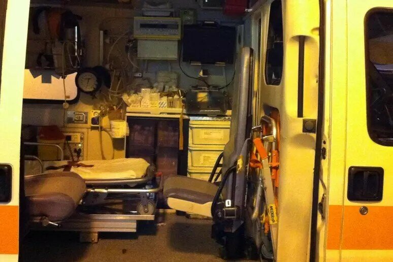 Fuori pericolo il bimbo caduto dal balcone Fuori pericolo il bimbo caduto dal balcone