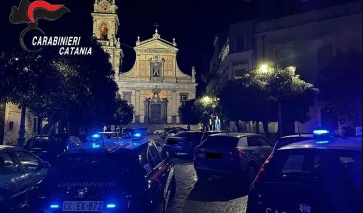 Botte per una ragazza: dal 'ciospo' al daspo