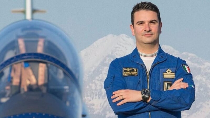 Cade ultraleggero, muore pilota delle Frecce tricolori