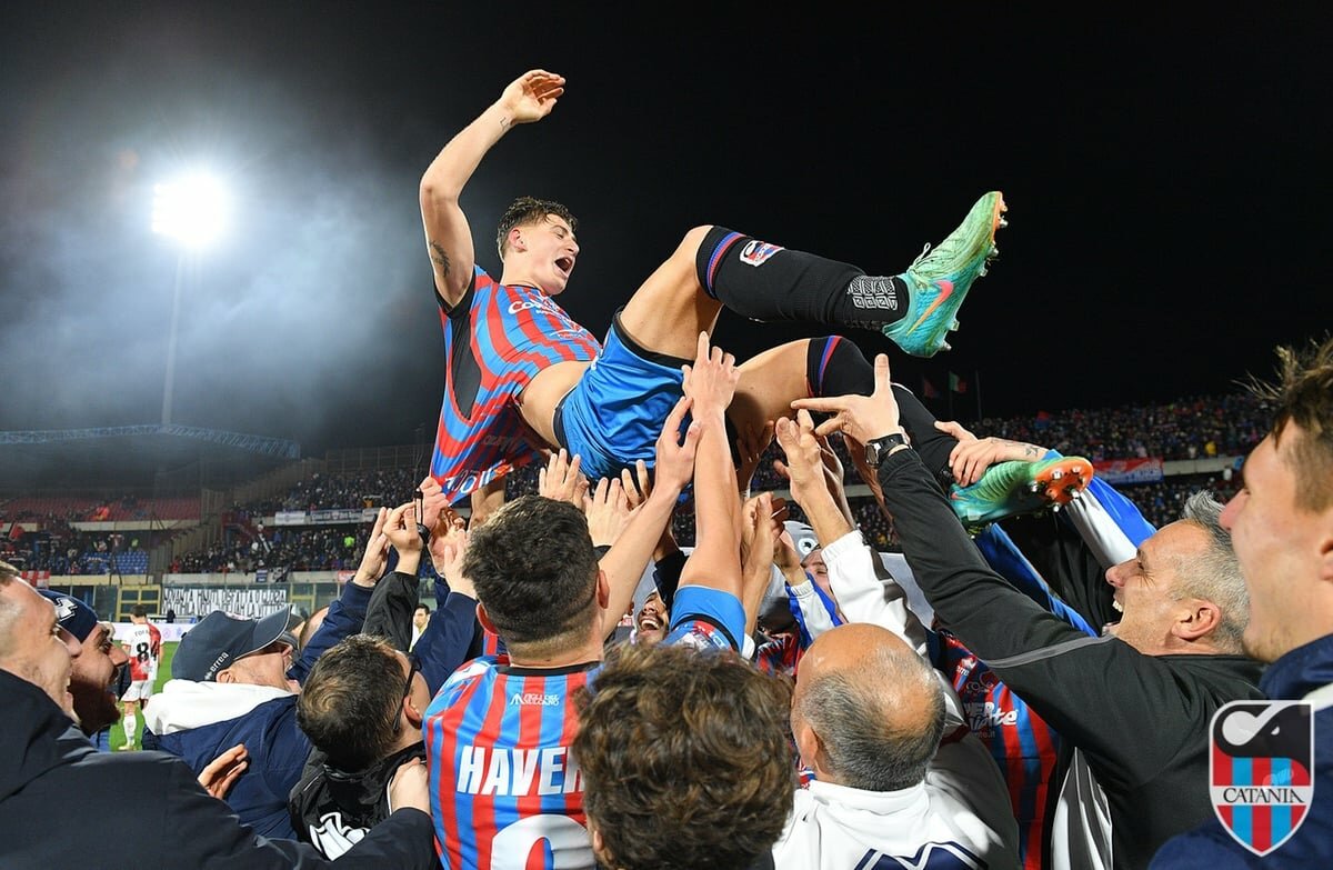 Remuntada rossazzurra: il Catania &egrave; in finale