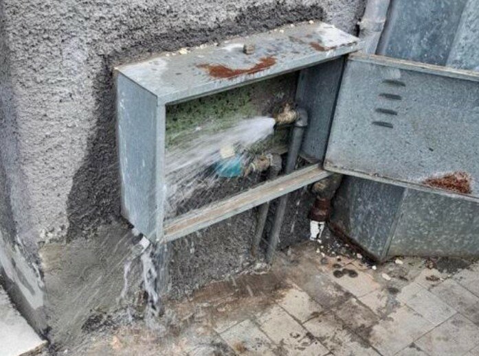 Aumentano i furti dei contatori: e i catanesi restano senz'acqua