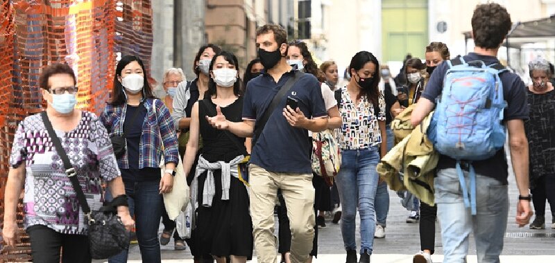 Sicilia, il Covid molla un po' la presa