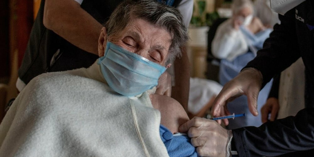 In Sicilia somministrate 107mila terze dosi