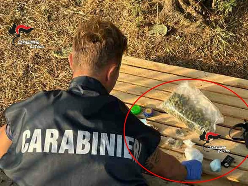 Spaccio vicino al chiosco catanese