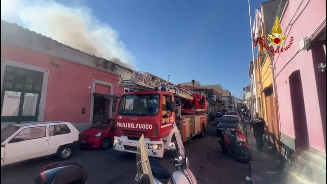 Picanello avvolto dal fumo