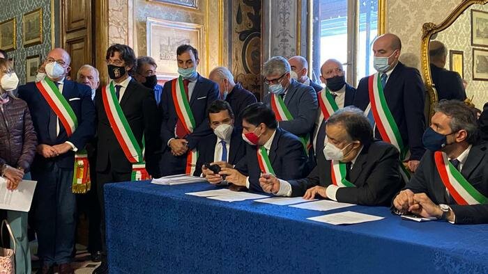 Sicilia: 300 Comuni a rischio dissesto