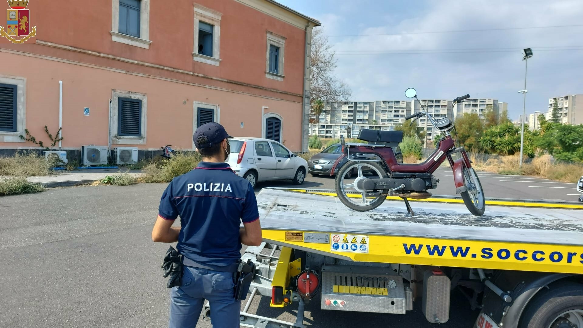 Di padre in figlio: indagati a Librino