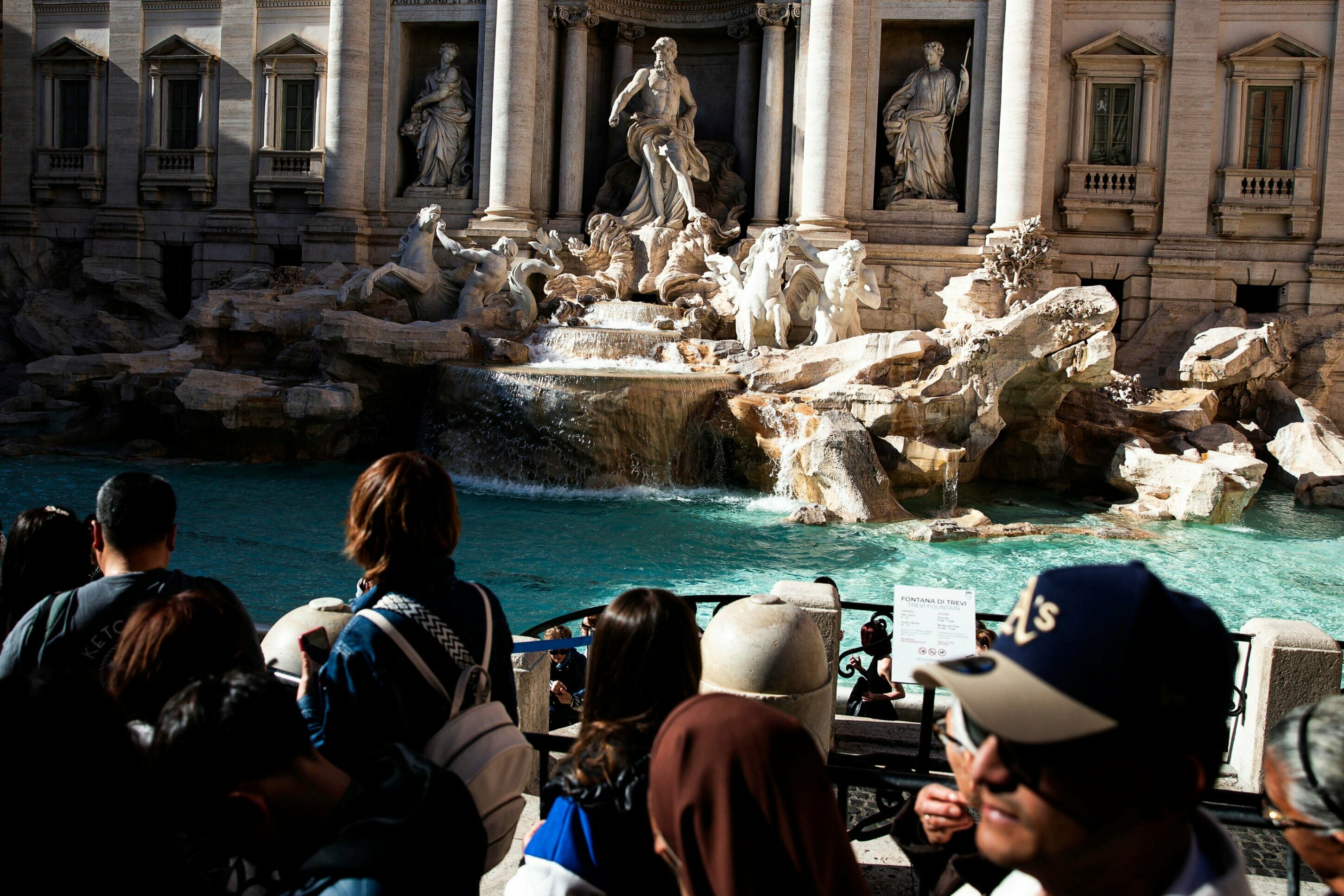 Visitare la fontana di Trevi coster&agrave; 2 euro