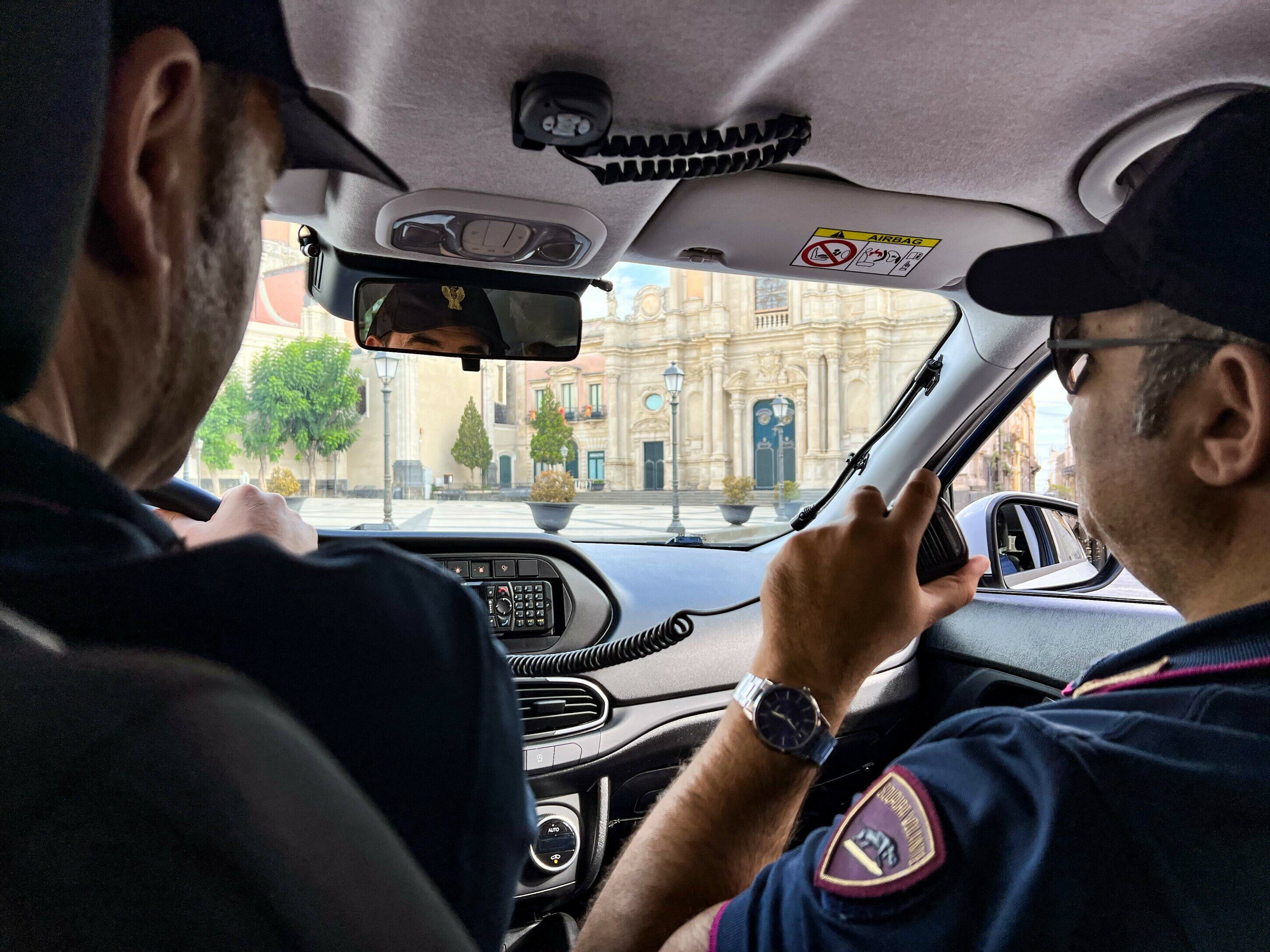 Acireale: furto di agrumi in campagna, un arresto